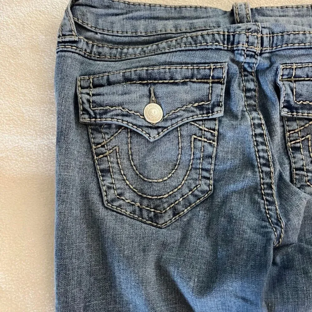 True Religion good feature button